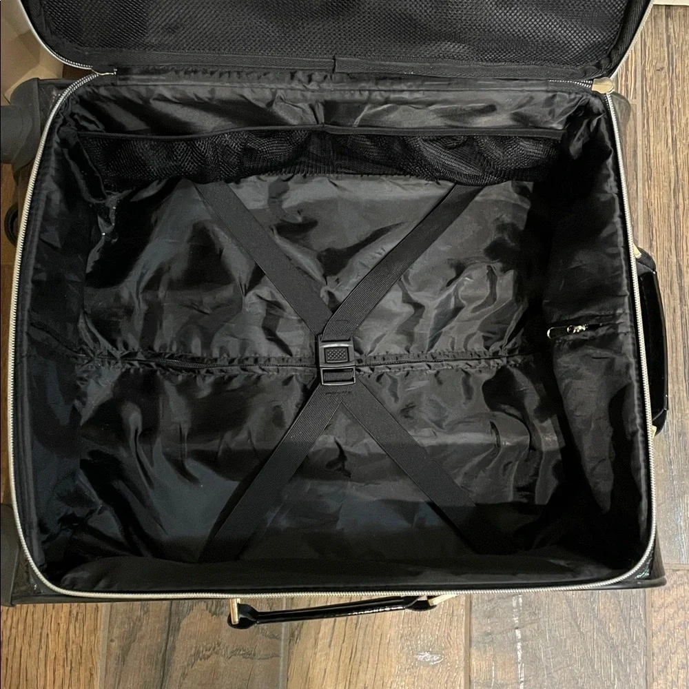 Victoria's Secret Shiny Black Textured Carry-On - Picture 9 of 9